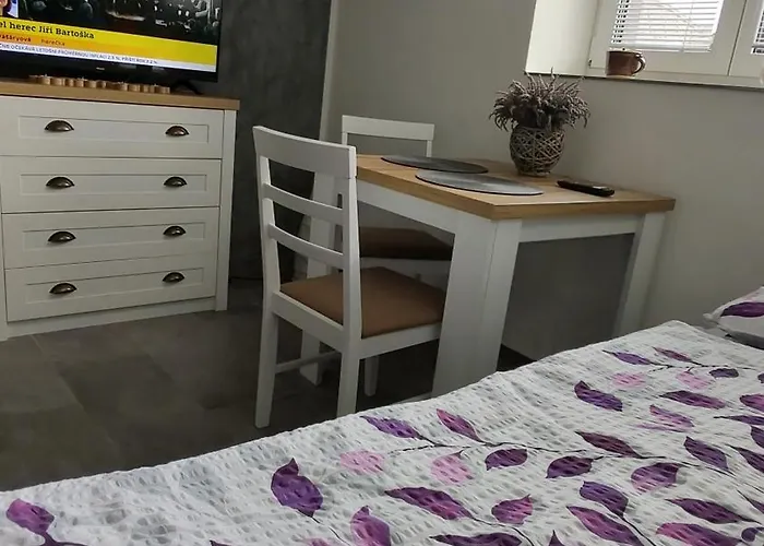 Apartman Hevlin בית אירוח *